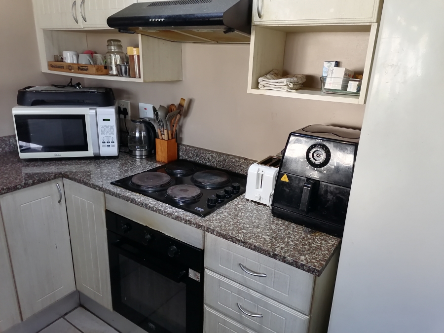 3 Bedroom Property for Sale in Parsonsvlei Eastern Cape